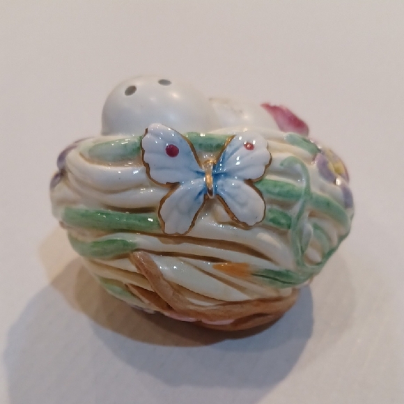 Fitz and Floyd Other - Fitz and Floyd Garden Rhapsody Salt Shaker Eggs Easter Vintage